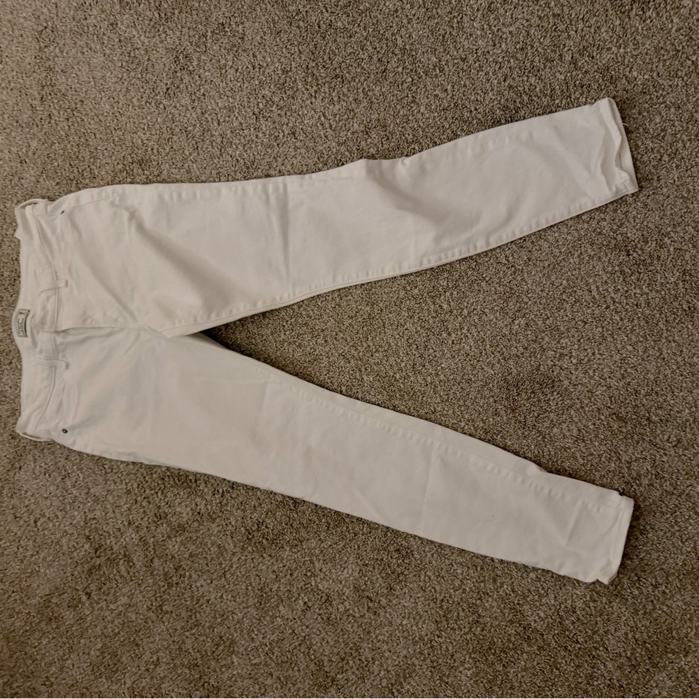ABERCROMBIE JEANS